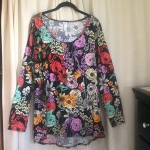 LuLaRoe 2XL Simply Comfortable Floral Long Sleeves
